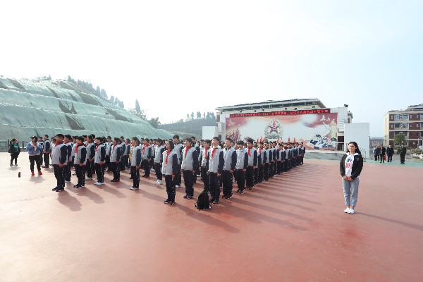 十九中开营3.JPG