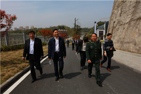 参观校园2018.3_副本.jpg
